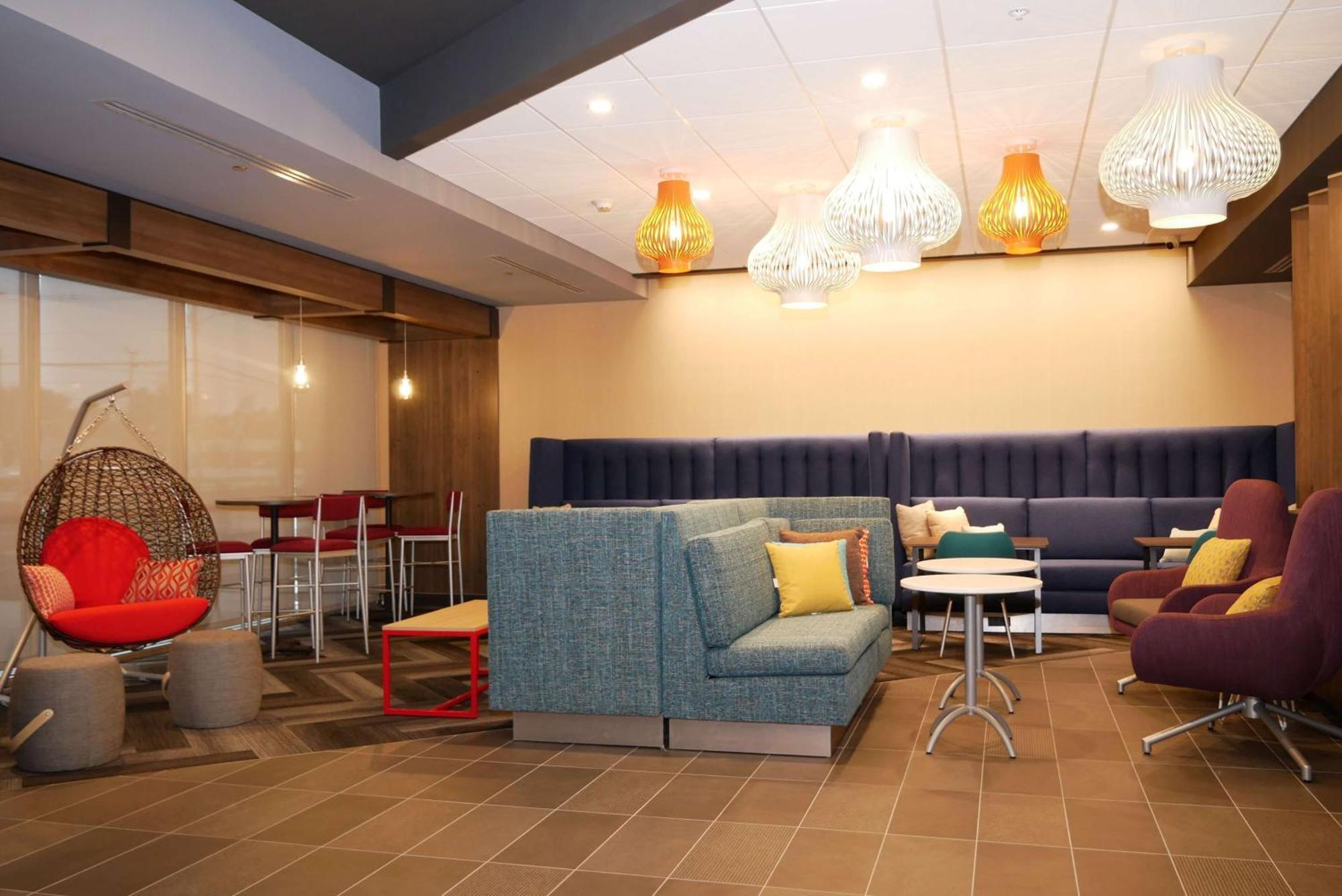 Tru By Hilton Chambersburg Hotell Exteriör bild